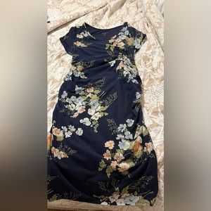 Isabel Maternity by Ingrid and Isabel. Short sleeve t-shirt maternity dress.